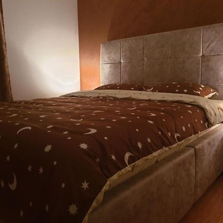 Apartman Kej Free Parking Kraljevo Kültér fotó