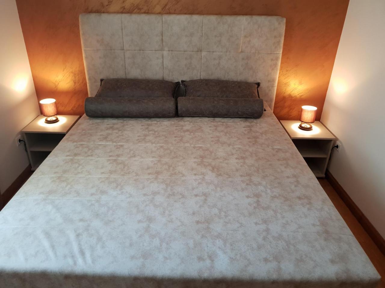 Apartman Kej Free Parking Kraljevo Kültér fotó