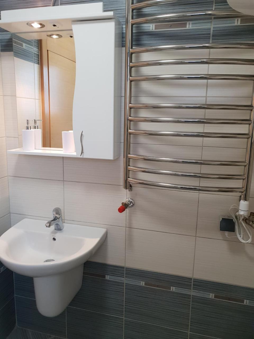 Apartman Kej Free Parking Kraljevo Kültér fotó