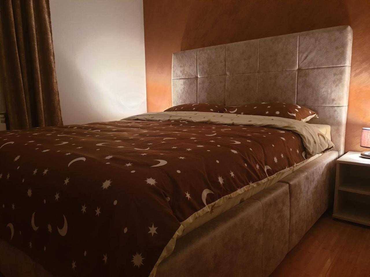 Apartman Kej Free Parking Kraljevo Kültér fotó